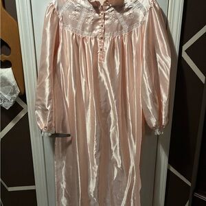 Elegant Vintage Pink Nightgown
